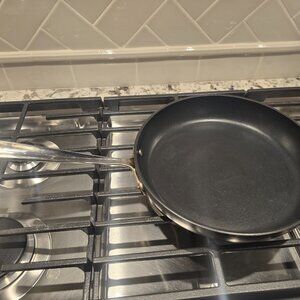 All Clad 10 inch in. 26 cm Non Stick Frying Pan Spots Scratches as shown Metal W